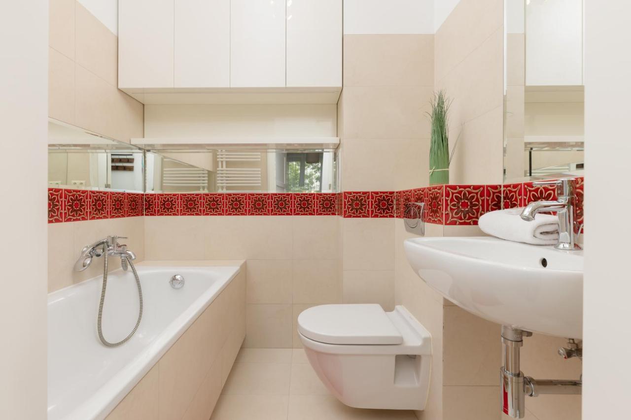 Baluckiego Stary Mokotow By Renters Lägenhet *